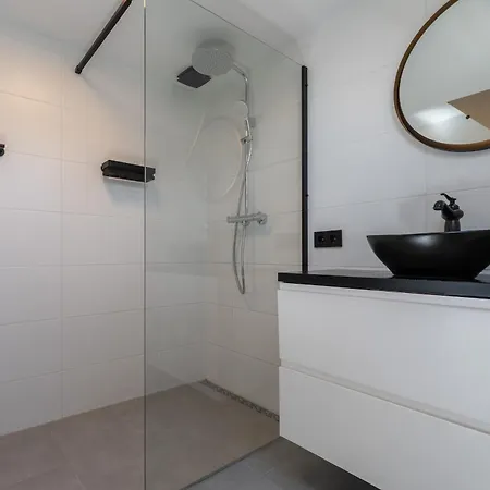 With Kitchen In Breda Center Appartement Hoevelaken