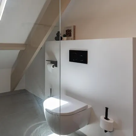 Lägenhet With Kitchen In Breda Center Hoevelaken